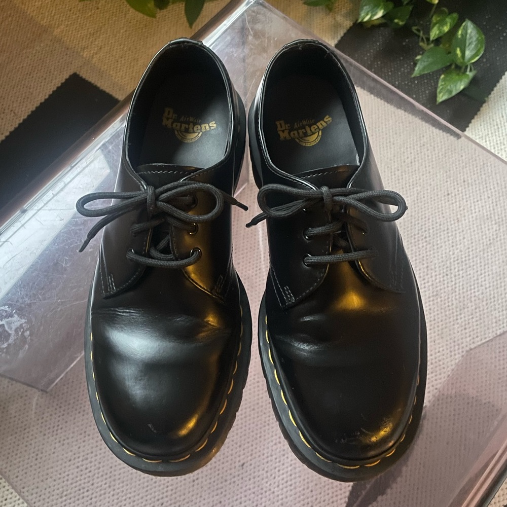 Dr. Martens 1461 Bex Smooth Leather Oxford Shoes Black, Size Women’s 9, Men’s 8